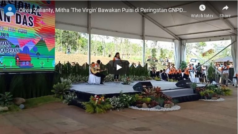 Olivia Zalianty, Mitha ‘The Virgin’ Bawakan Puisi di Peringatan GNPDAS 2019