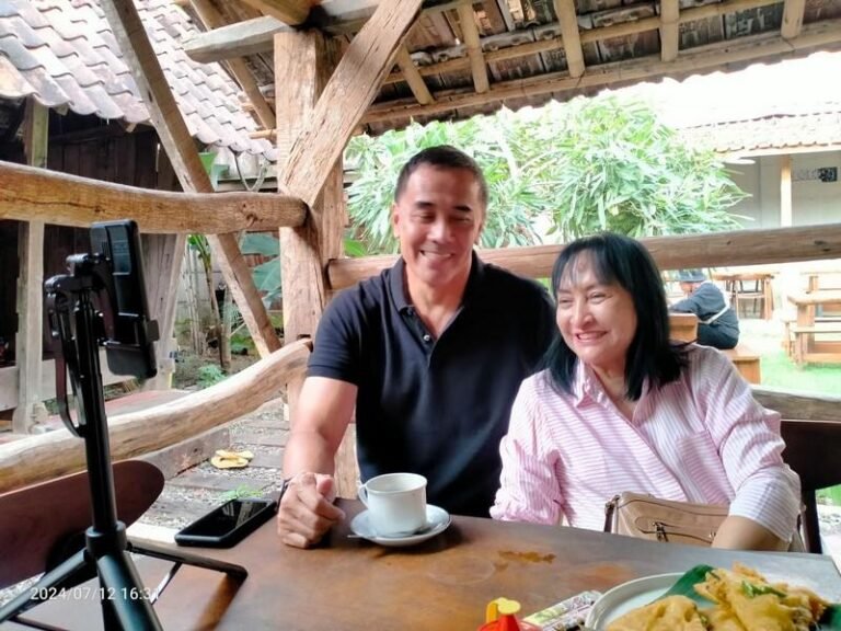 Budi Arie Menteri Kominfo Mendukung Satgas Seniman Komunikasi Publik Kearifan Budaya (S2KPKB)