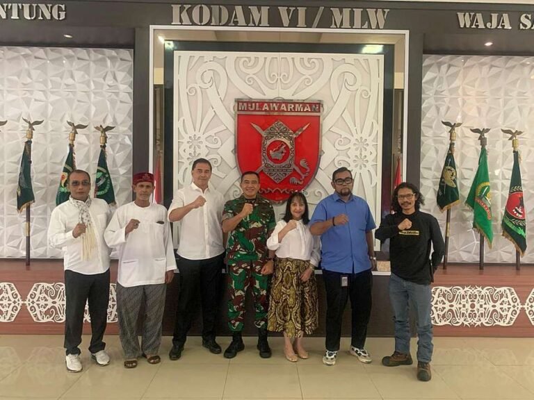 Brahma Kumbara Dan Mantili Bersinergi Dengan Pangdam VI   Mulawarman Untuk Membudayakan Menanam  Pohon Kebangsaan